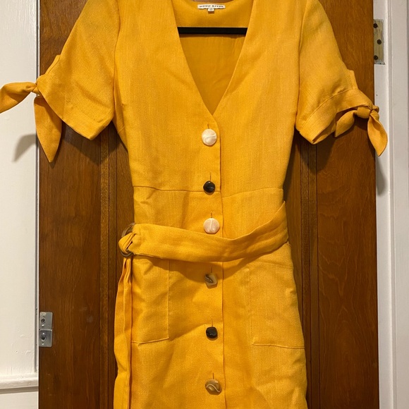 Moon River Yellow Dress - Picture 2 of 6
